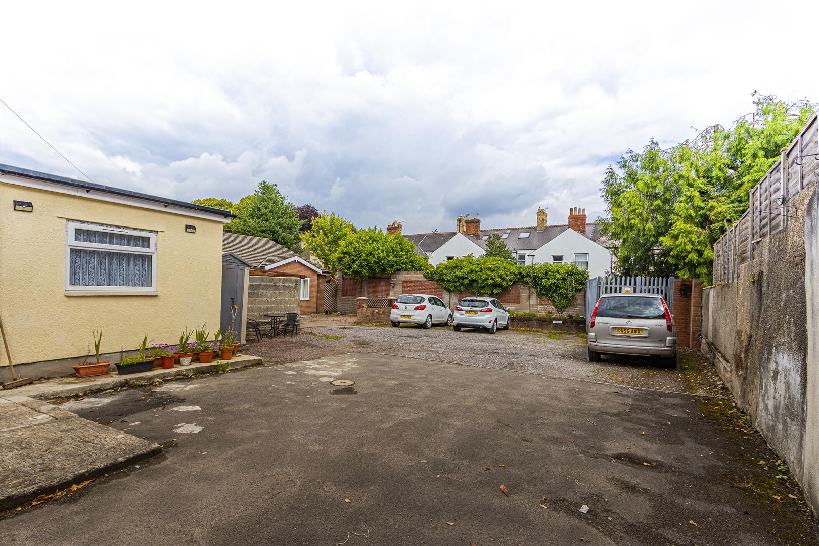 KINGS ROAD, PONTCANNA Jeffrey Ross Estate Agents